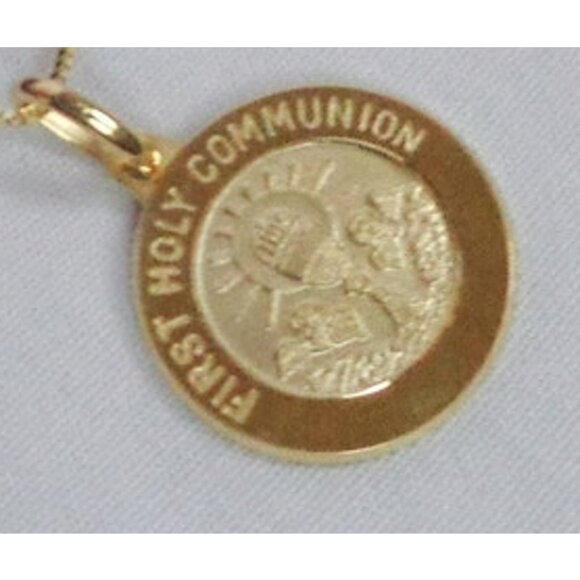 10K Real Gold First Holy Communion Pendant 20" Curb Religious Medallion Necklace - Picture 2 of 4